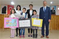 14 Mart Tıp Bayramı temalı yapılan “Minik 112 Resim Yarışması”nda dereceye giren öğrencilere ödülleri sunuldu. 