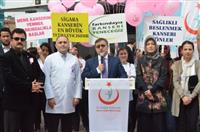 İl Sağlık Müdürü Dr. Özcan AKAN Kanser Haftası kapanış konuşmasını yapıyor. 